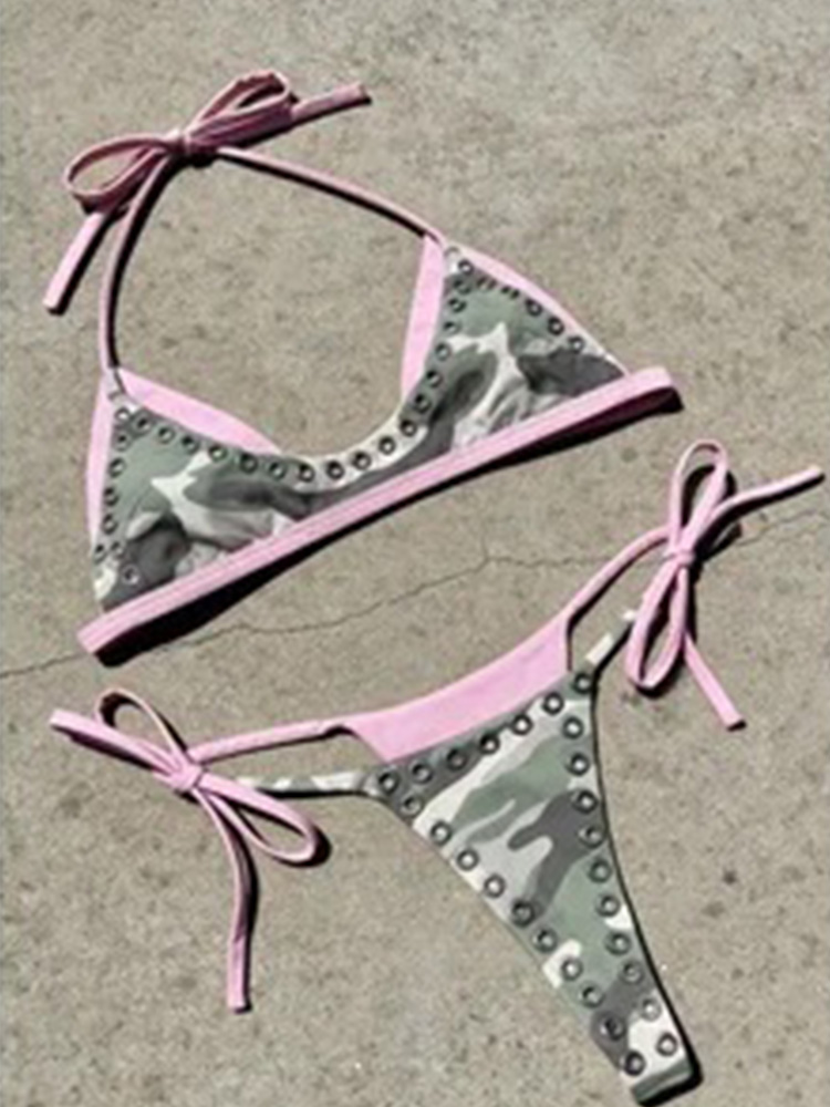 A Bathing Ape Camo - 女性用スタッズ付き迷彩柄ピンクトリムビキニセット ホルター三角形タイサイド Y2K エッジの効いたサマービーチパーティー水着