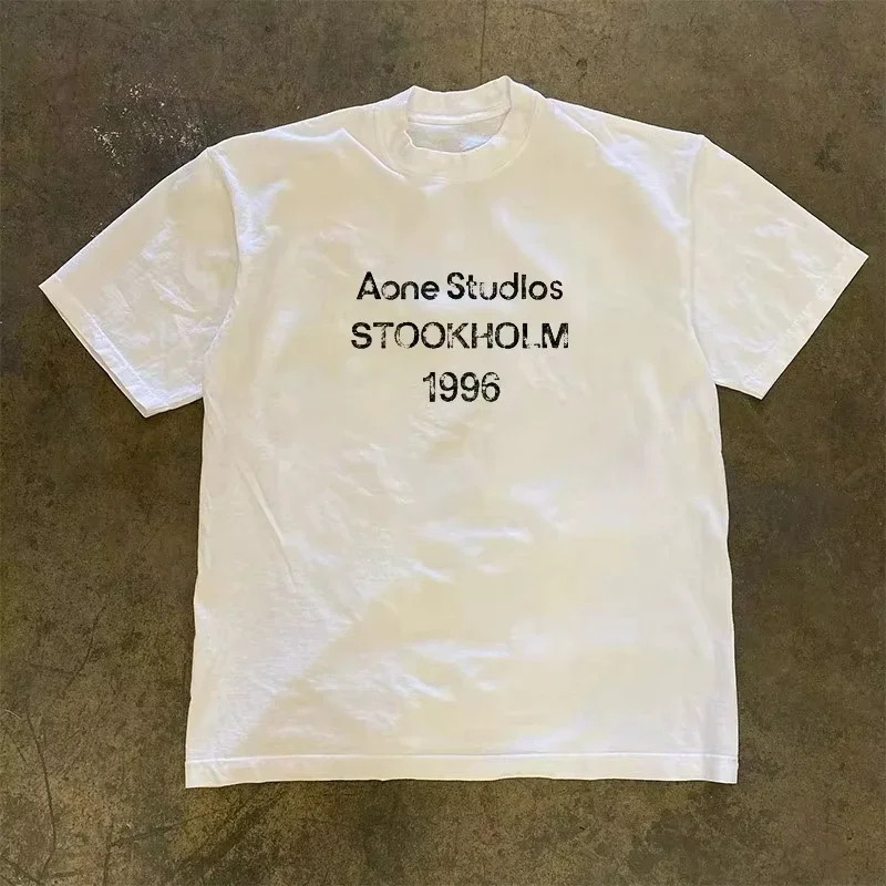 クラシックロゴストックホルム 1996 色褪せた高級ミニマリ - Streetwear Brand Graphics のレビューと価格